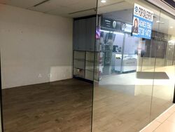 Lucky Plaza (D9), Shop House #568665901